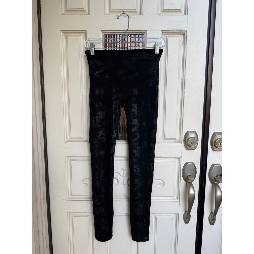 SPANX Black Camouflage High Waist Active Leggings Size Medium